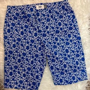 Old Navy Bermuda Shorts size 2
